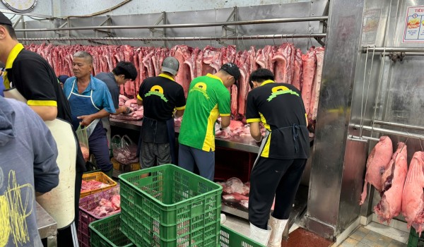 Mở rộng quy mô & khách hàng